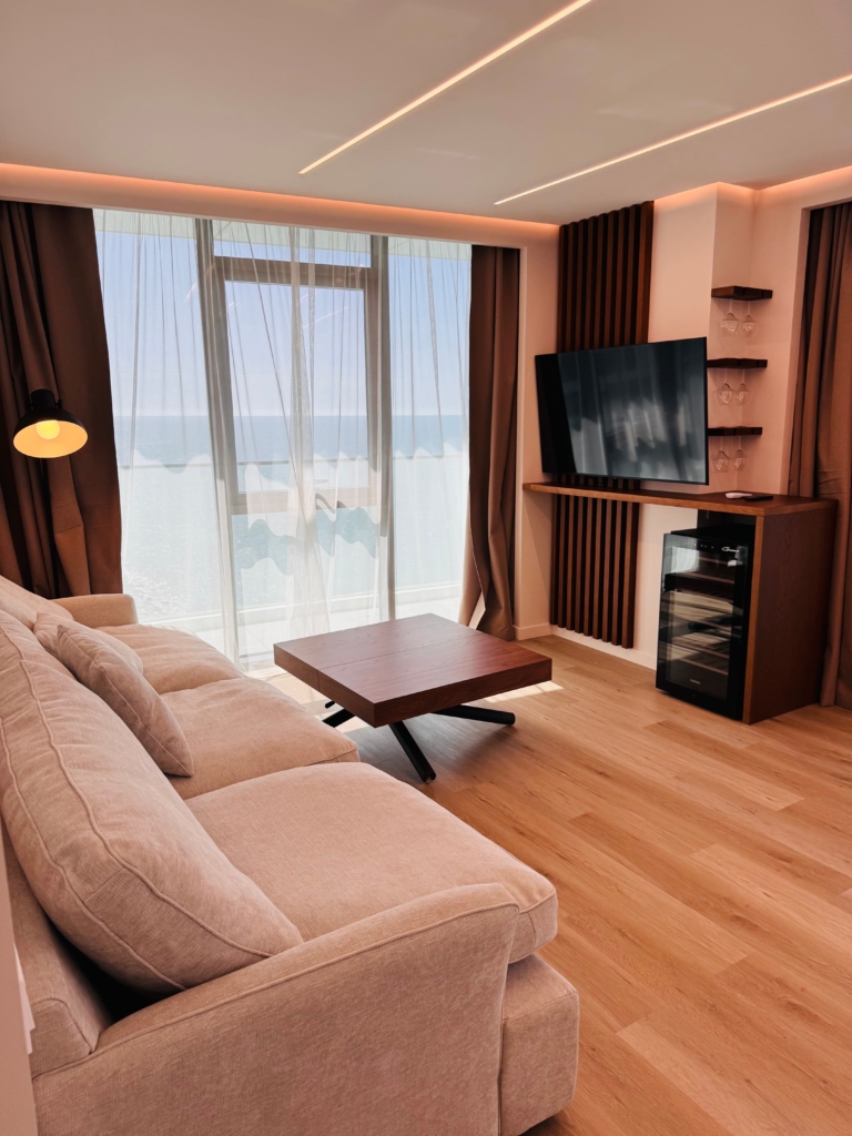 Flat renoviton business class